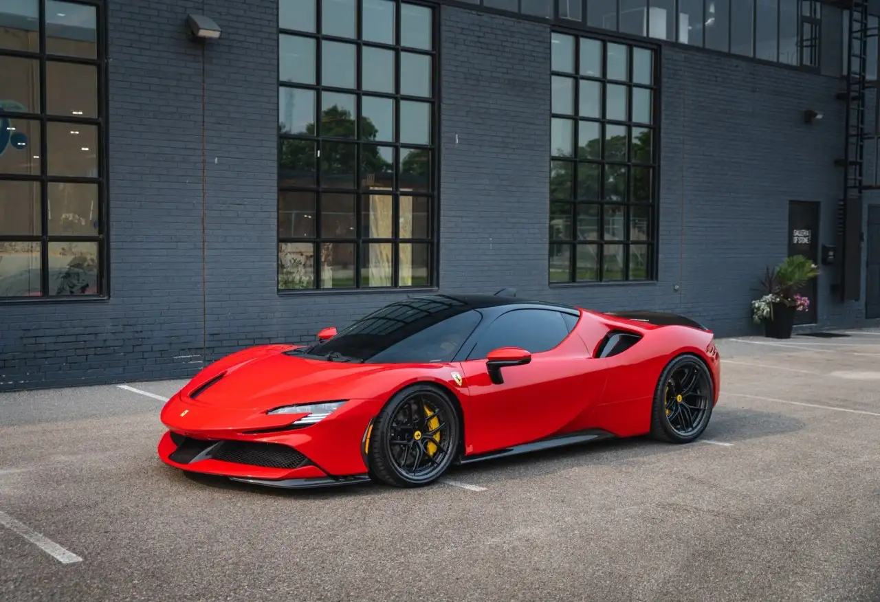 Ferrari SF90 Stradale - Image 9