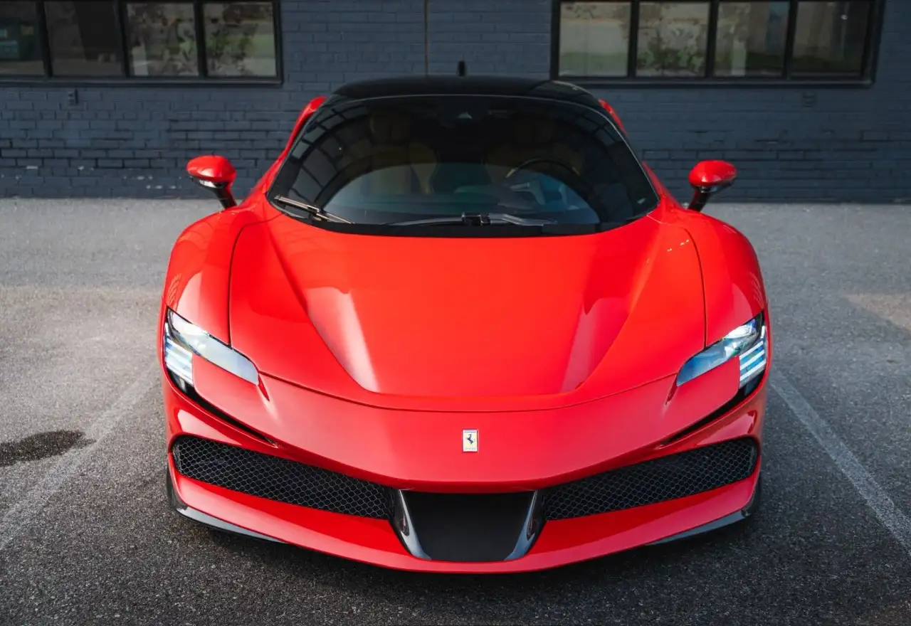 Ferrari SF90 Stradale - Image 14
