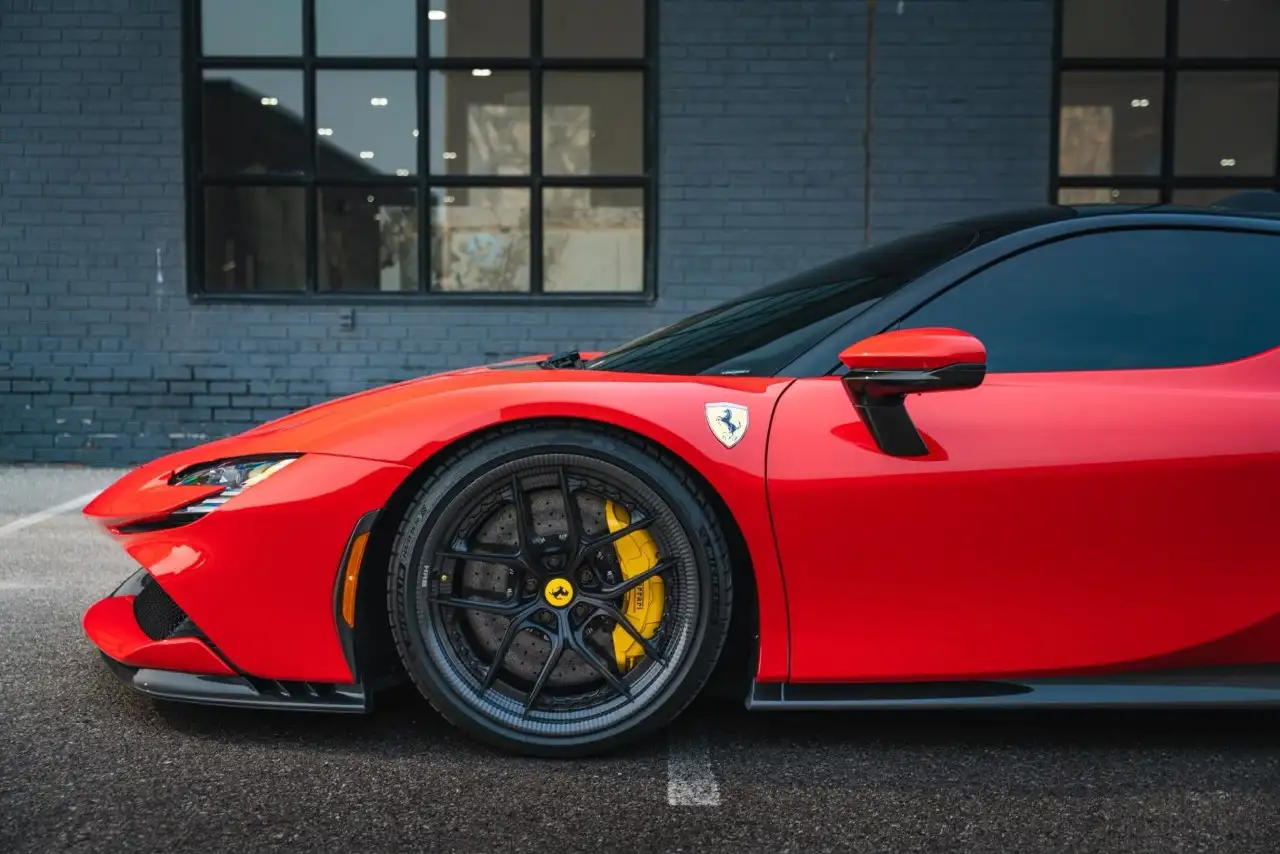 Ferrari SF90 Stradale - Image 16