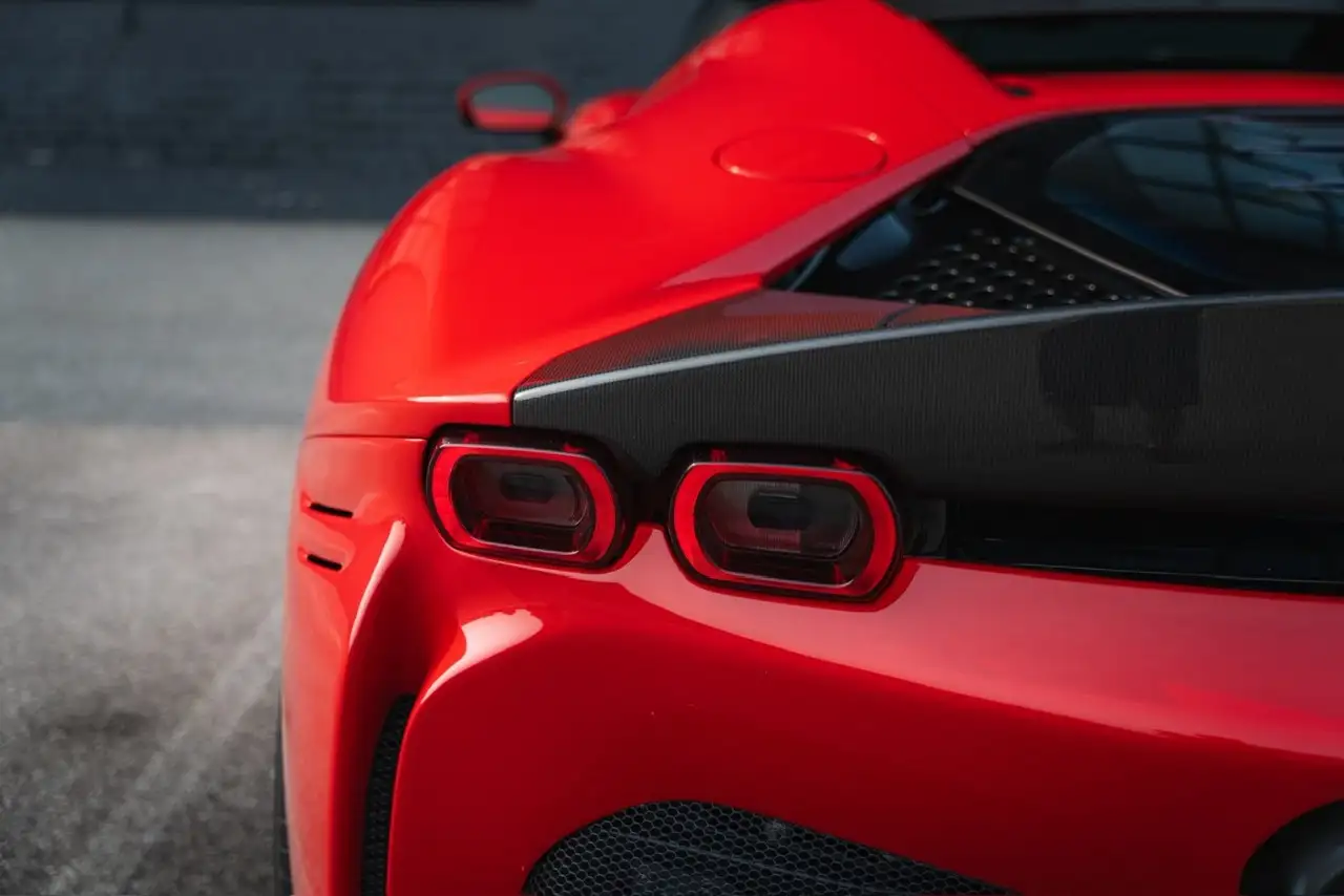 Ferrari SF90 Stradale - Image 21