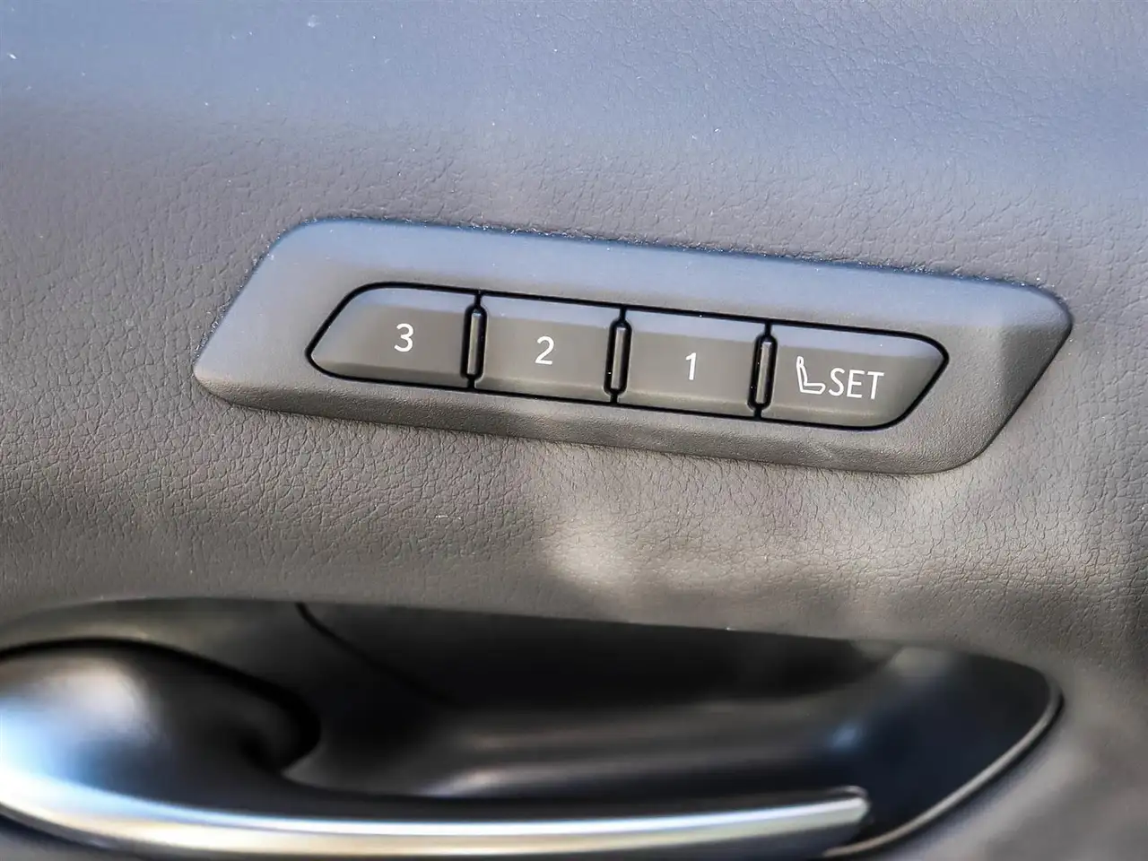 Lexus UX - Image 23