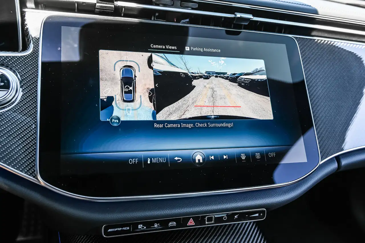 Mercedes-Benz E-Class - Image 17
