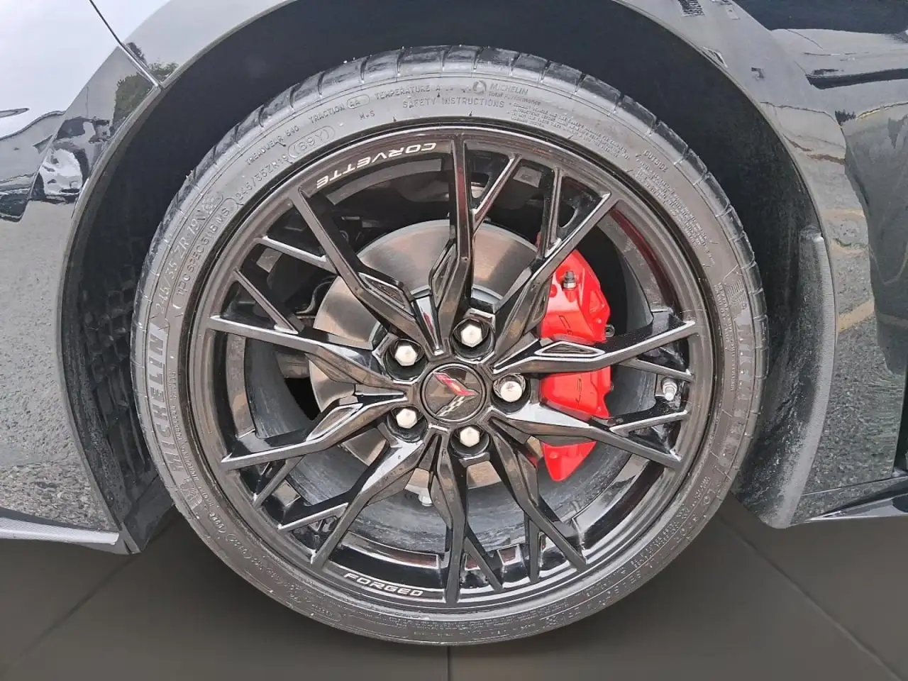Chevrolet Corvette - Image 7