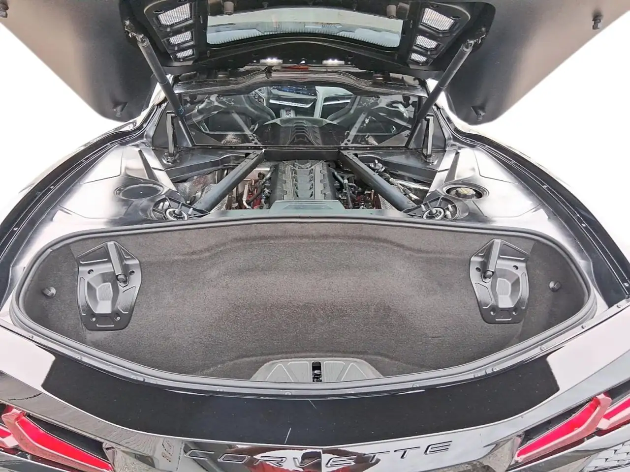 Chevrolet Corvette - Image 6