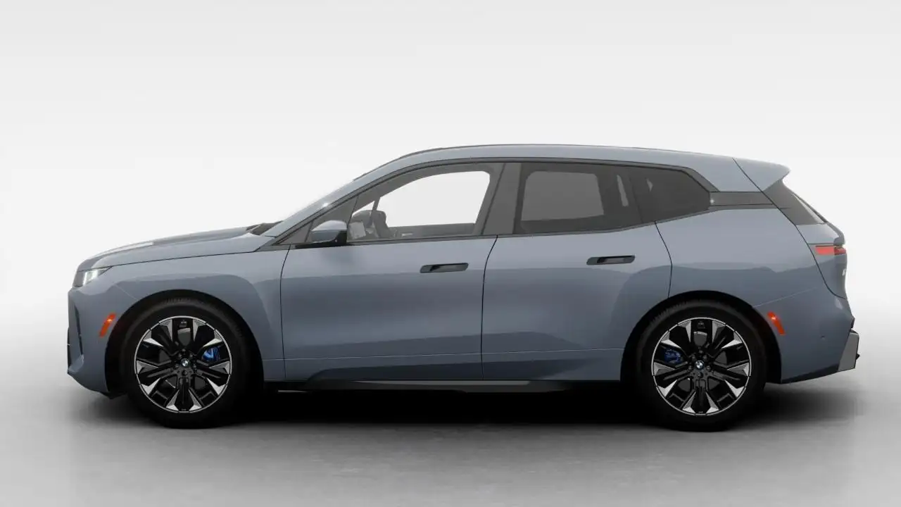 BMW iX - Image 4