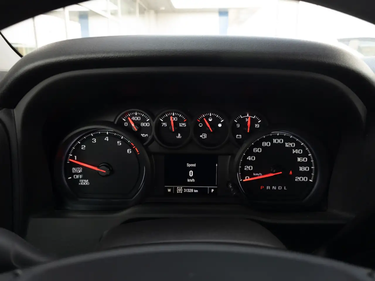Chevrolet Silverado 1500 - Image 16