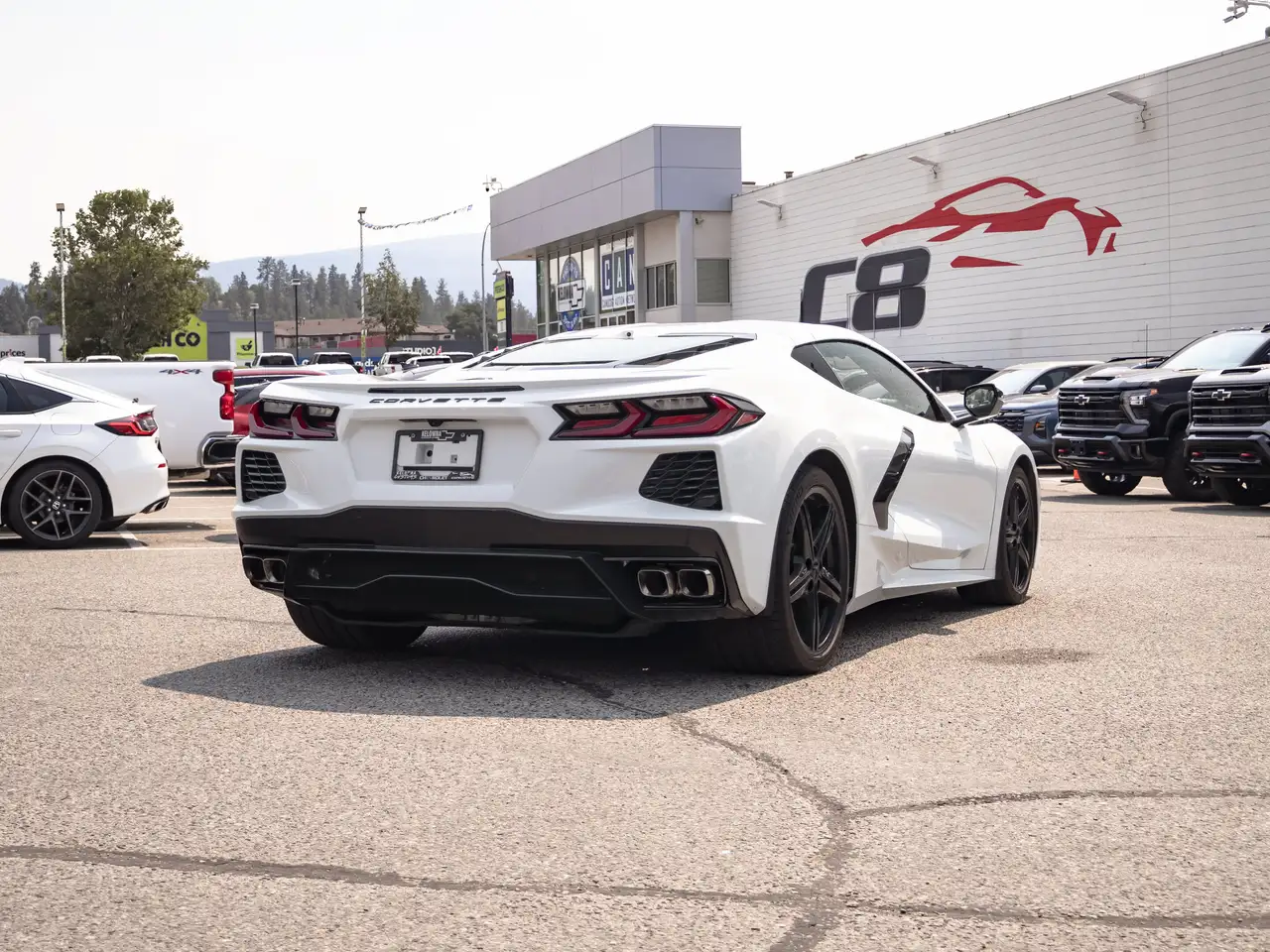 Chevrolet Corvette - Image 14