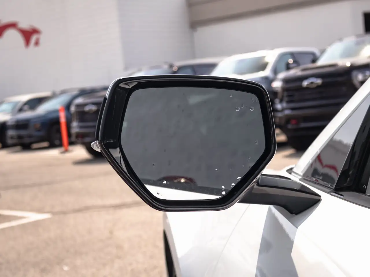 Chevrolet Corvette - Image 20