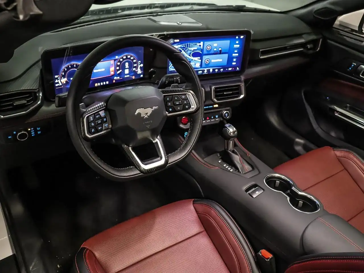 Ford Mustang - Image 9