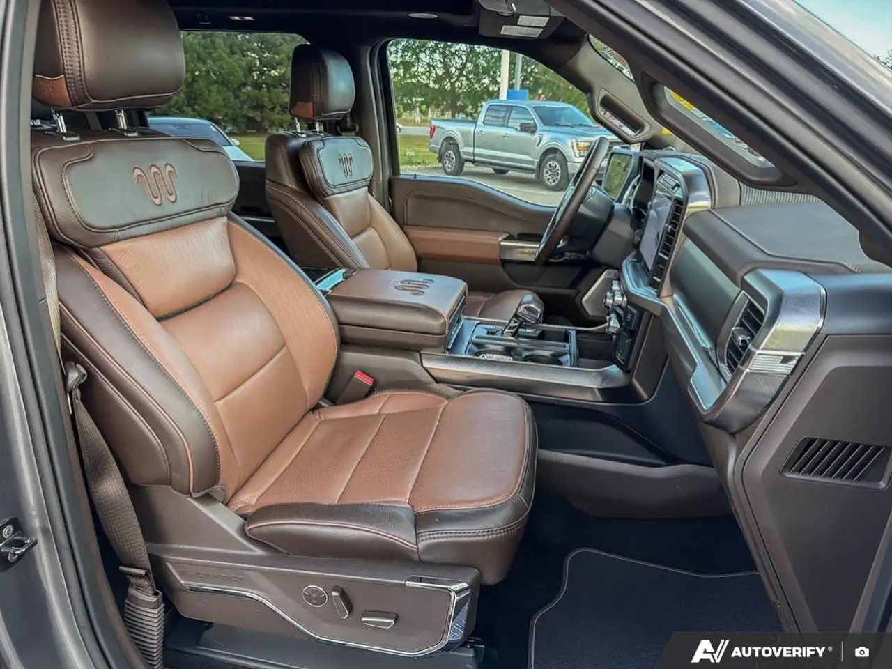 Ford F-150 - Image 22