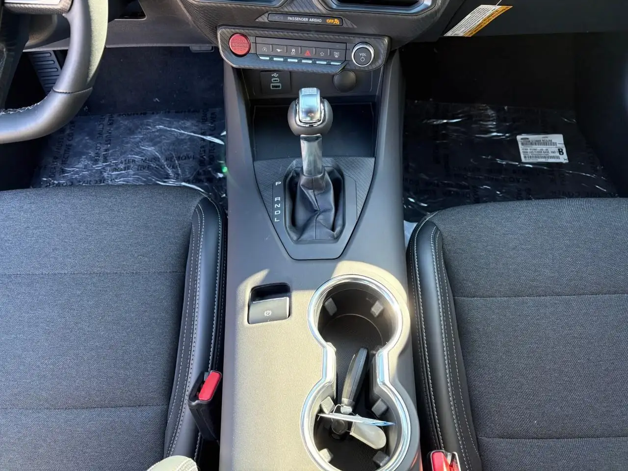 Ford Mustang - Image 20