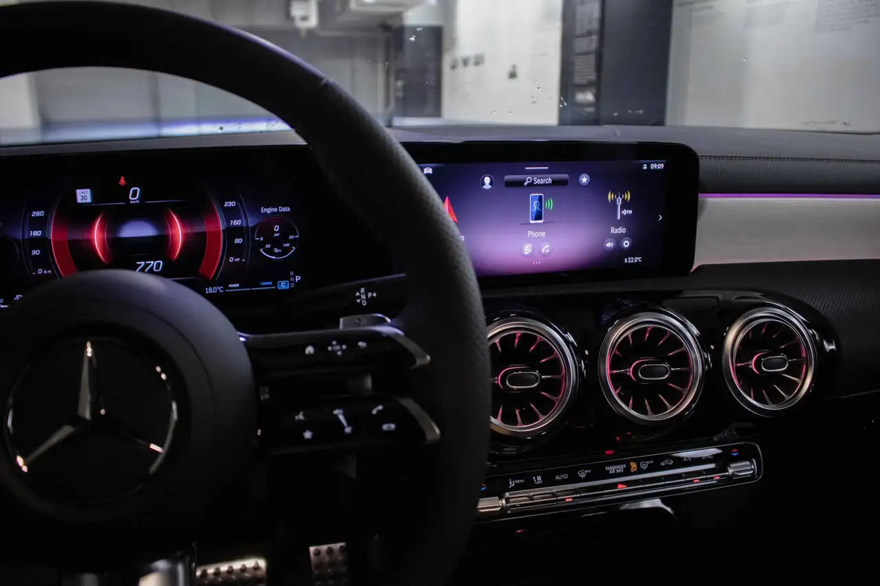 Mercedes-Benz CLA - Image 13