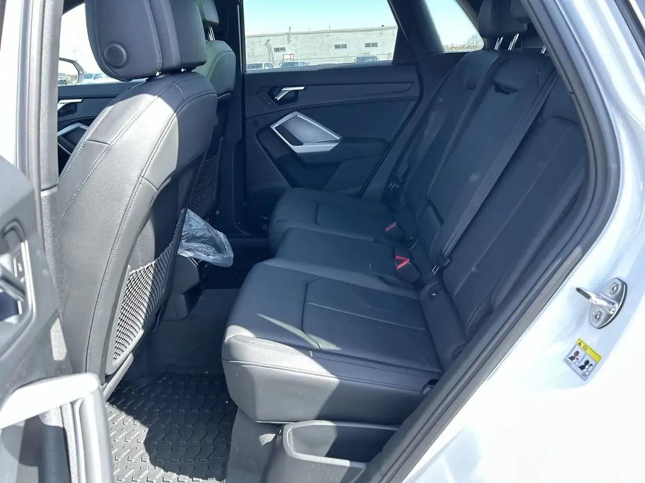 Audi Q3 - Image 30