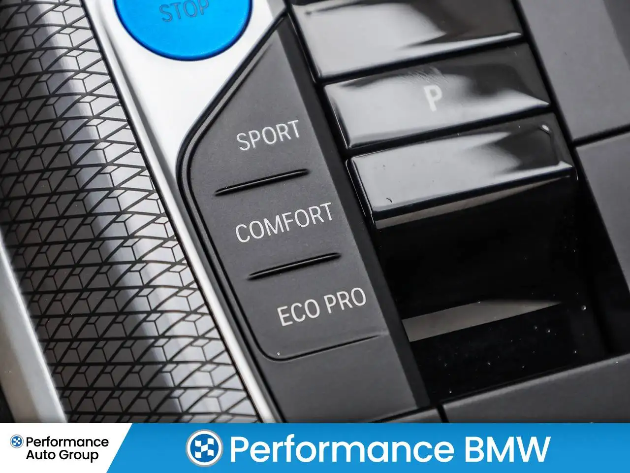 BMW i4 - Image 28