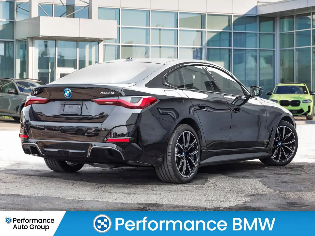 BMW i4 - Image 7