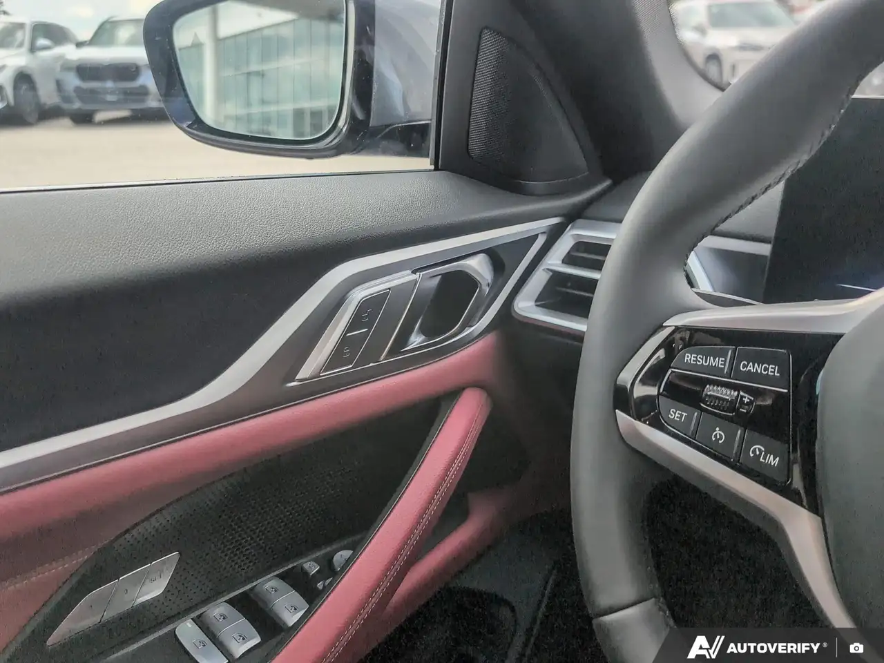 BMW i4 - Image 17