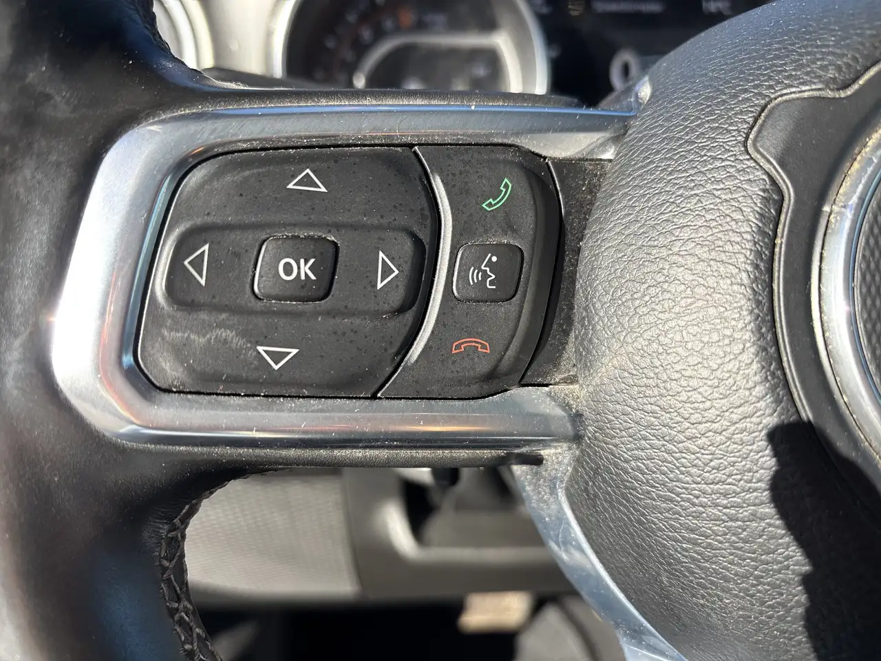Jeep Gladiator - Image 15