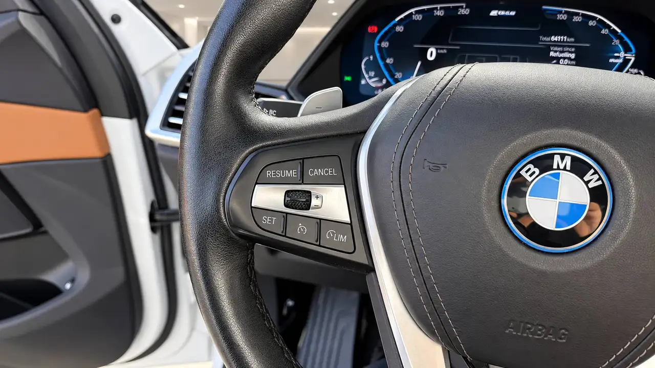 BMW X5 - Image 12