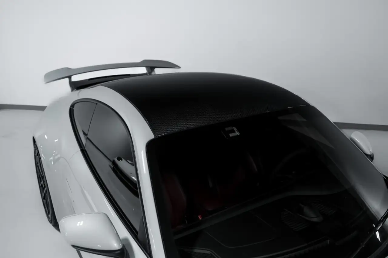 Porsche 911 - Image 6