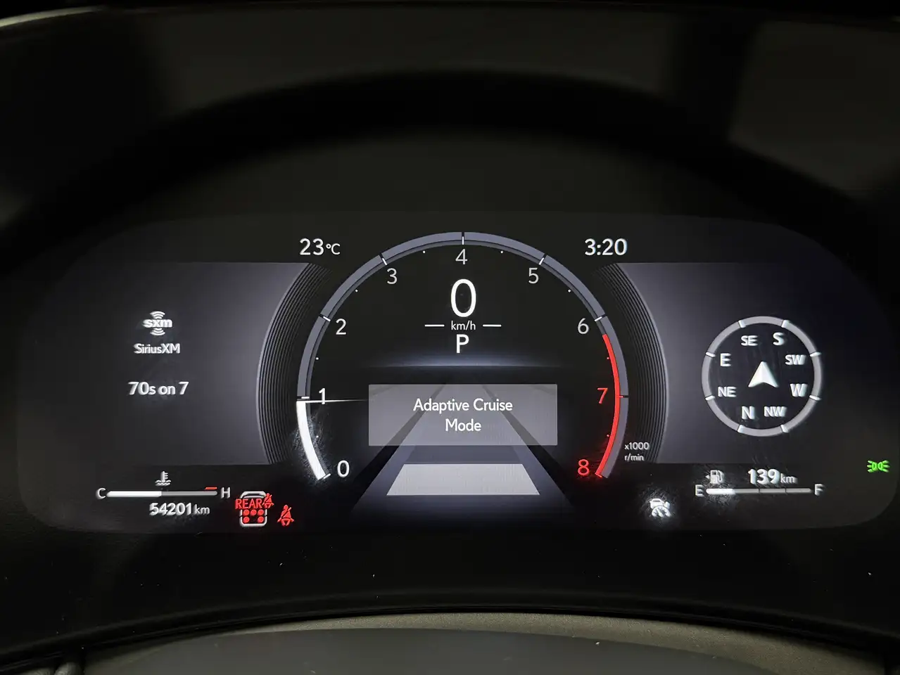 Lexus TX - Image 13