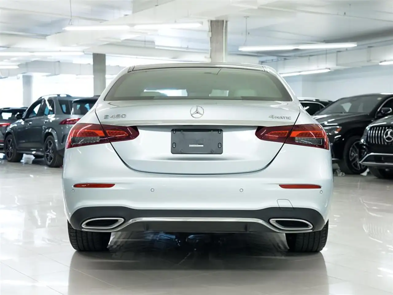 Mercedes-Benz E-Class - Image 5