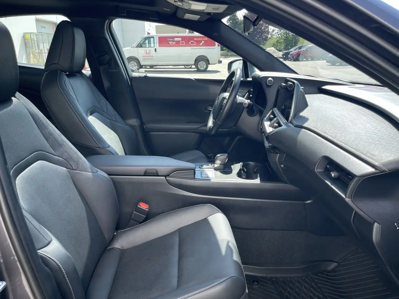 Lexus UX - Image 33