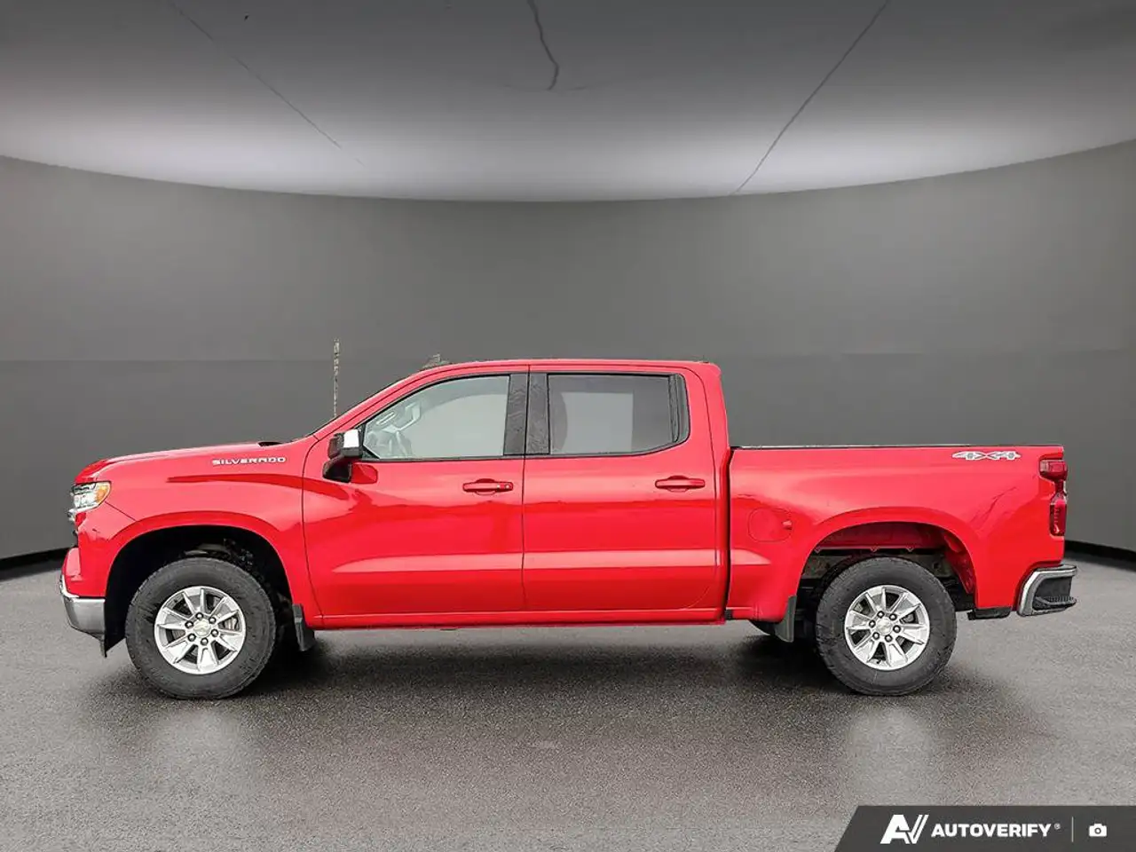 Chevrolet Silverado 1500 - Image 3