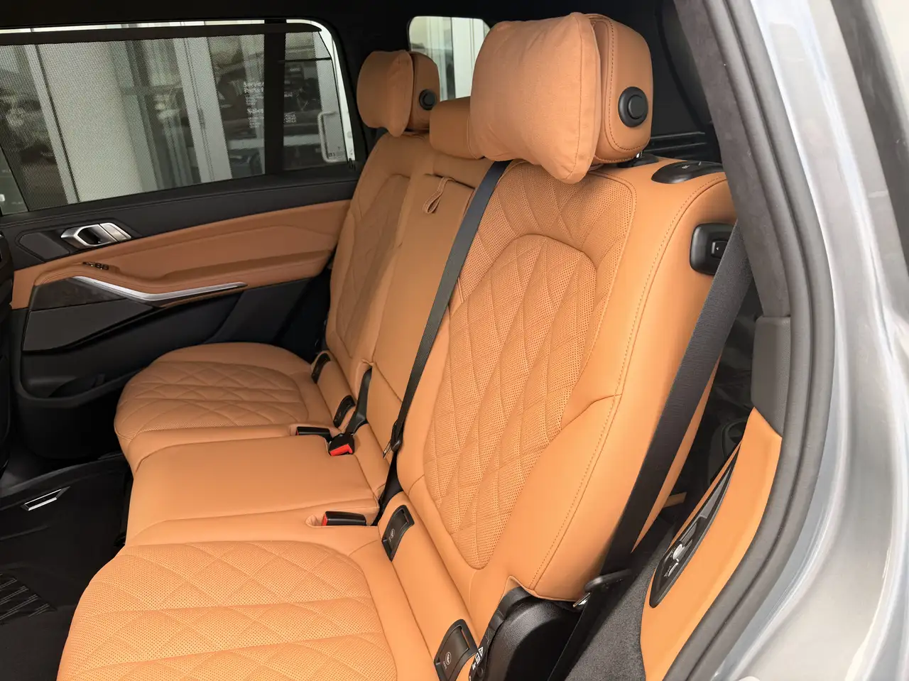 BMW X7 - Image 12