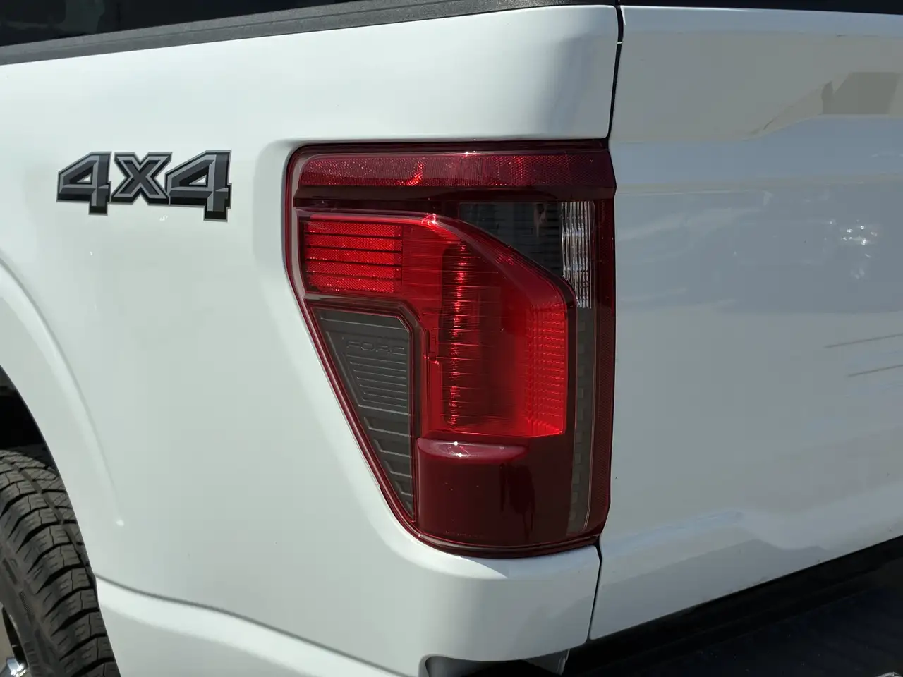 Ford F-150 - Image 10