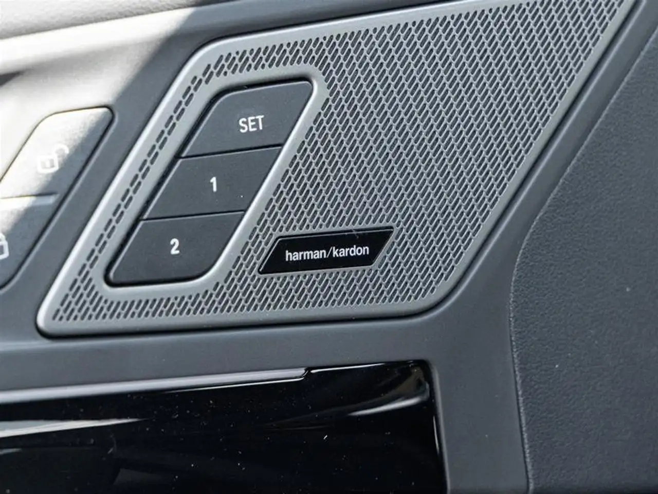BMW X1 - Image 18