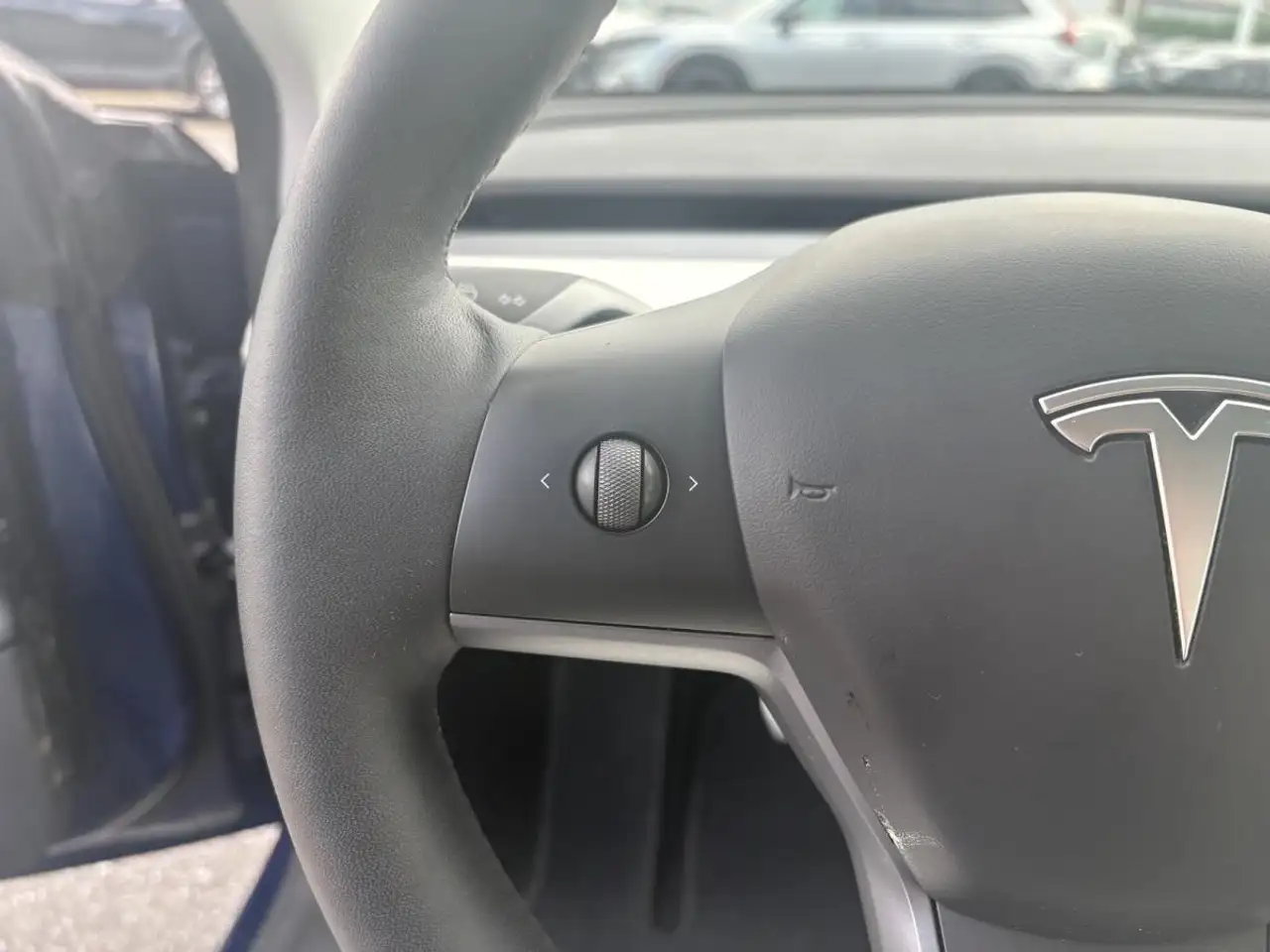 Tesla Model 3 - Image 13