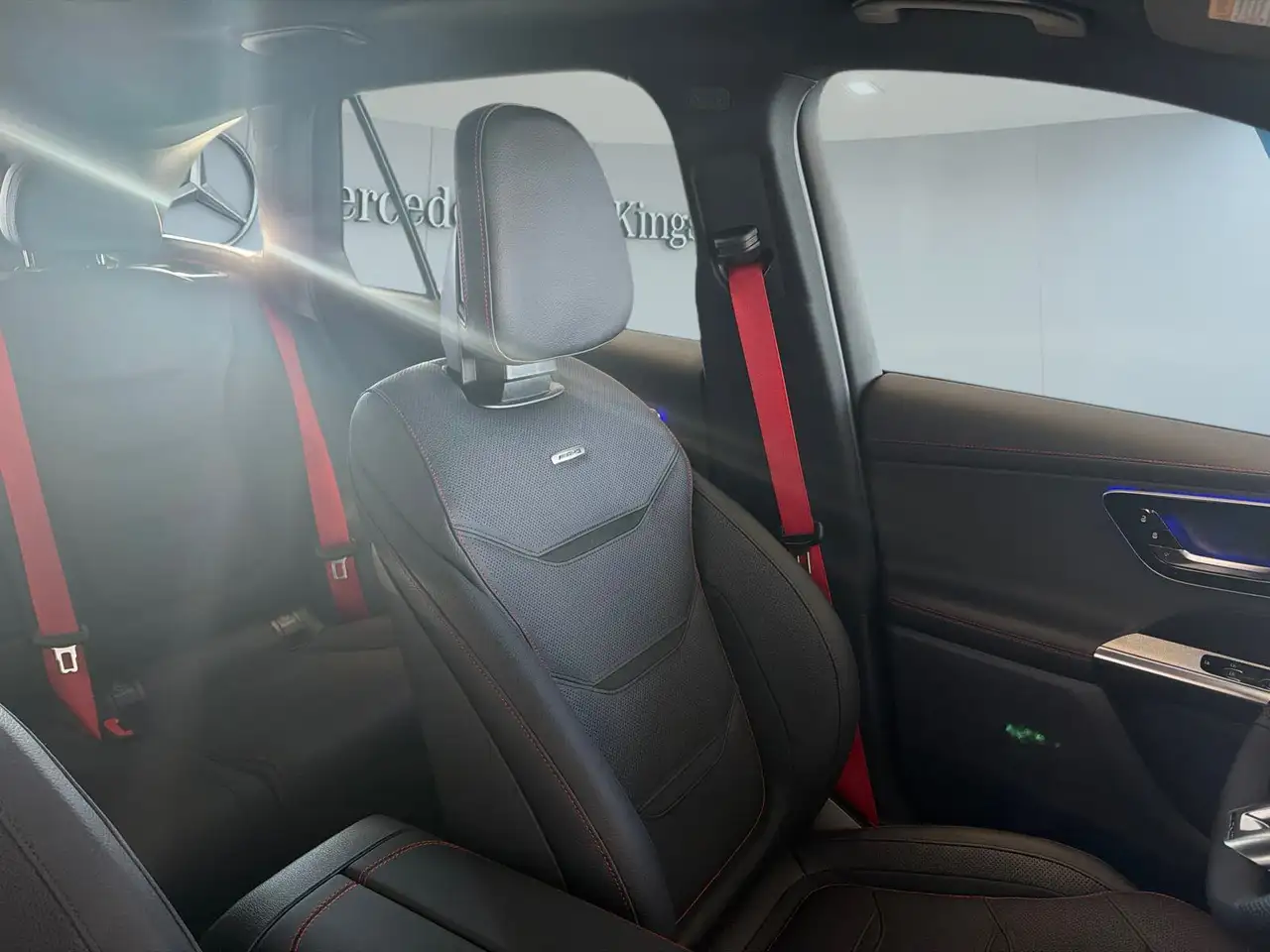 Mercedes-Benz GLC - Image 32
