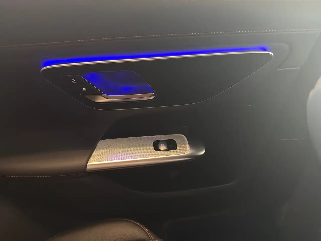 Mercedes-Benz GLC - Image 22