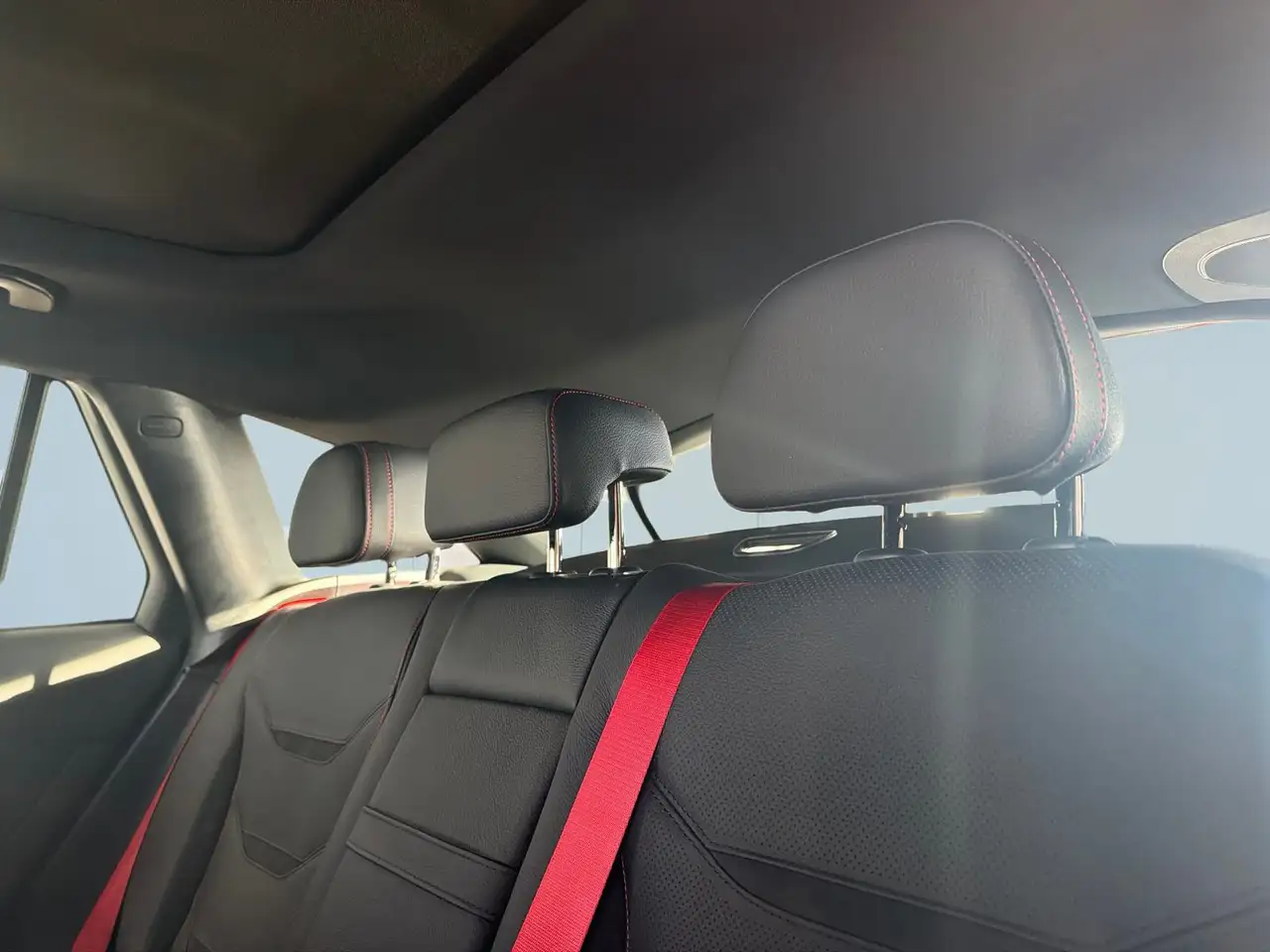 Mercedes-Benz GLC - Image 16