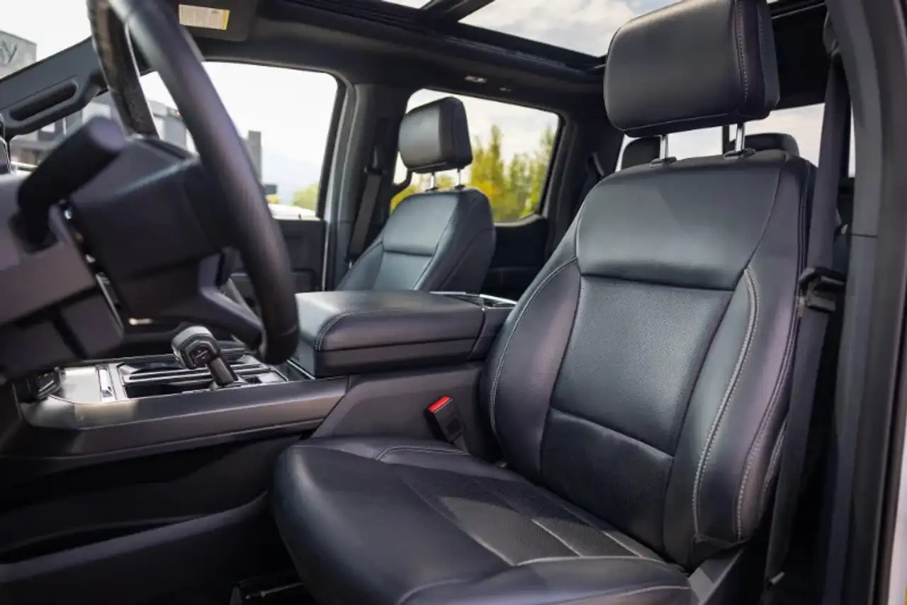 Ford F-150 - Image 9