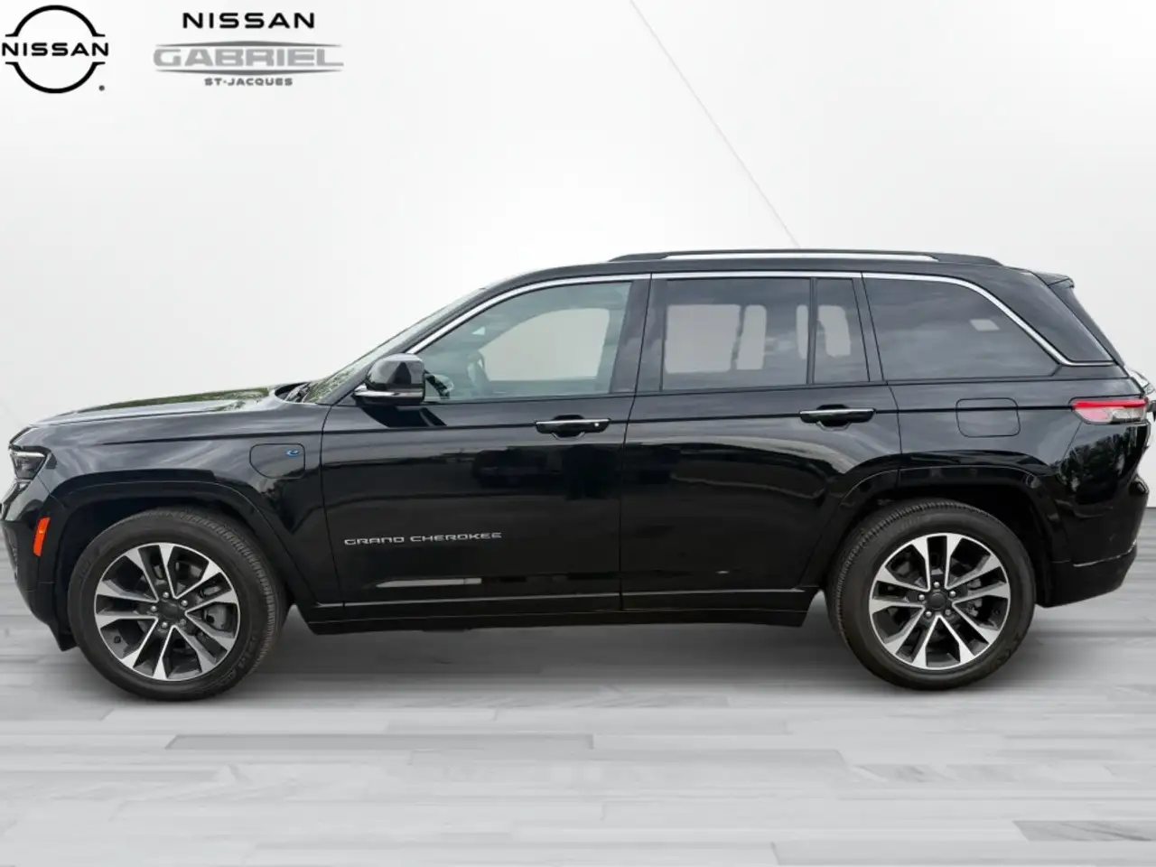 Jeep Grand Cherokee - Image 8