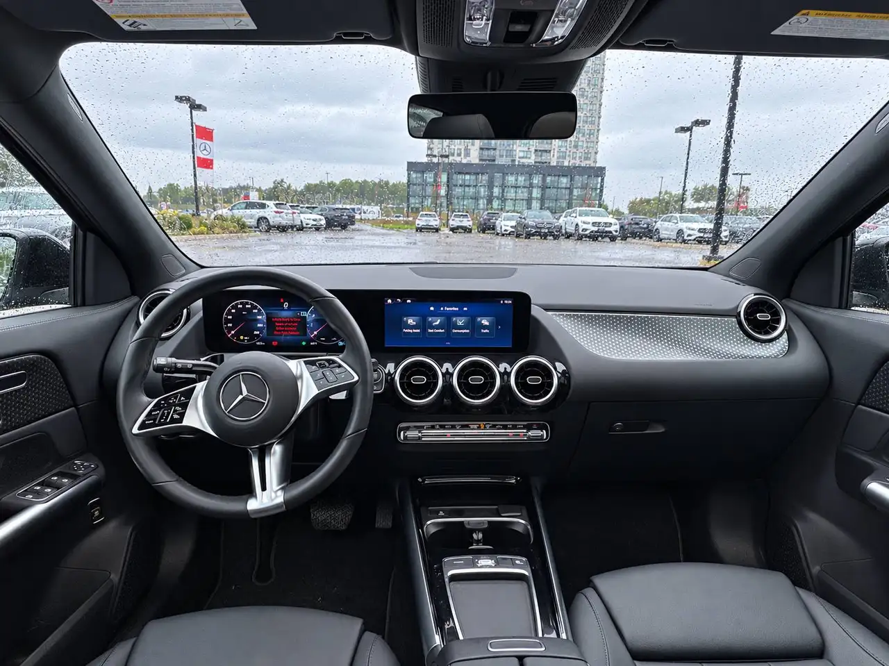 Mercedes-Benz GLA - Image 24