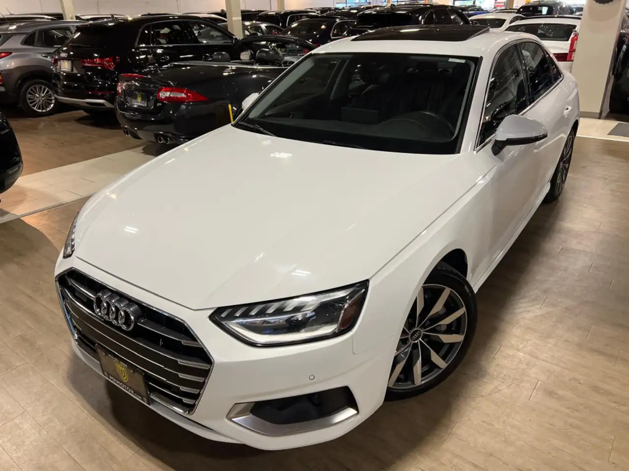 Audi A4 - Image 8