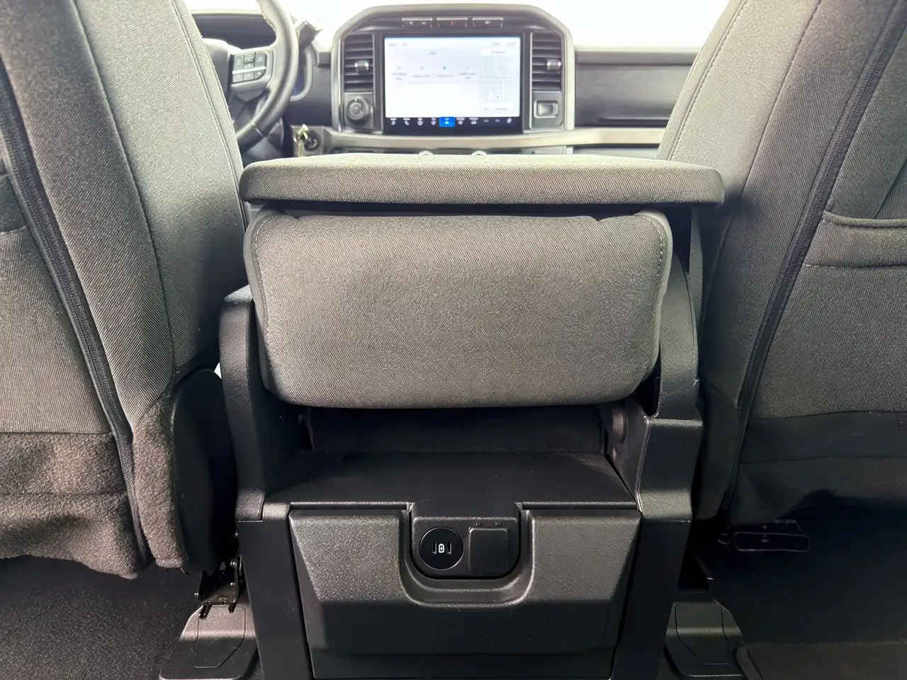 Ford F-150 - Image 39