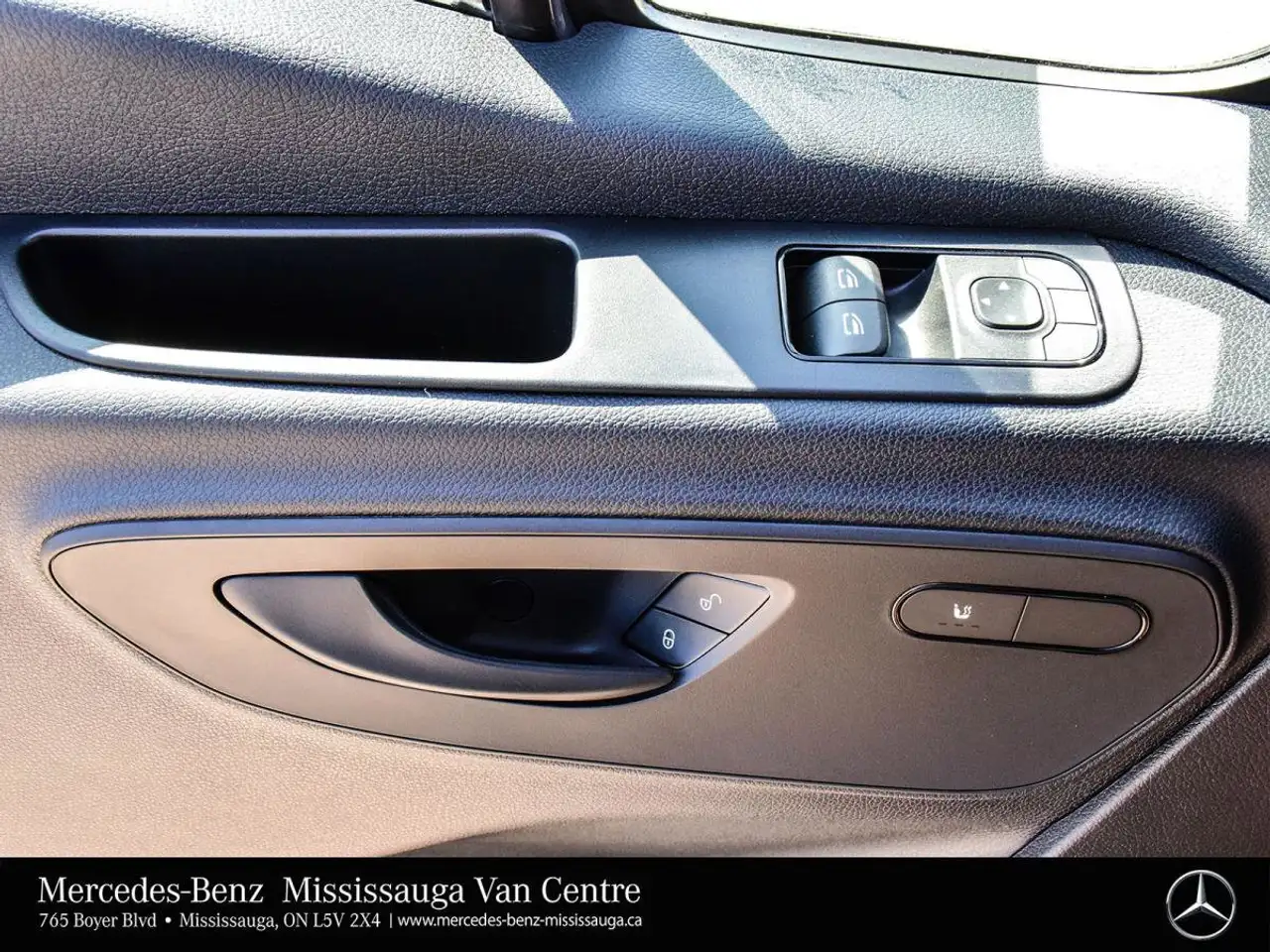 Mercedes-Benz Sprinter - Image 12
