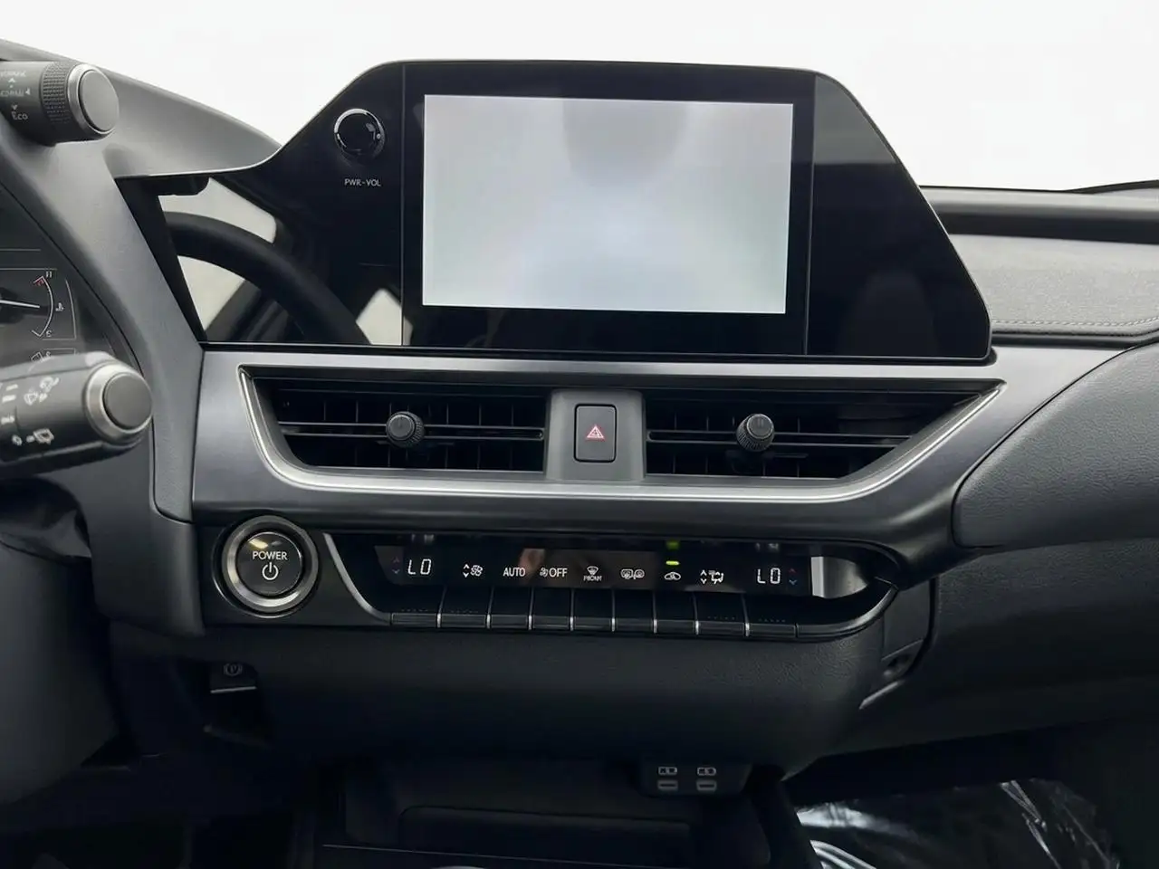 Lexus UX - Image 22