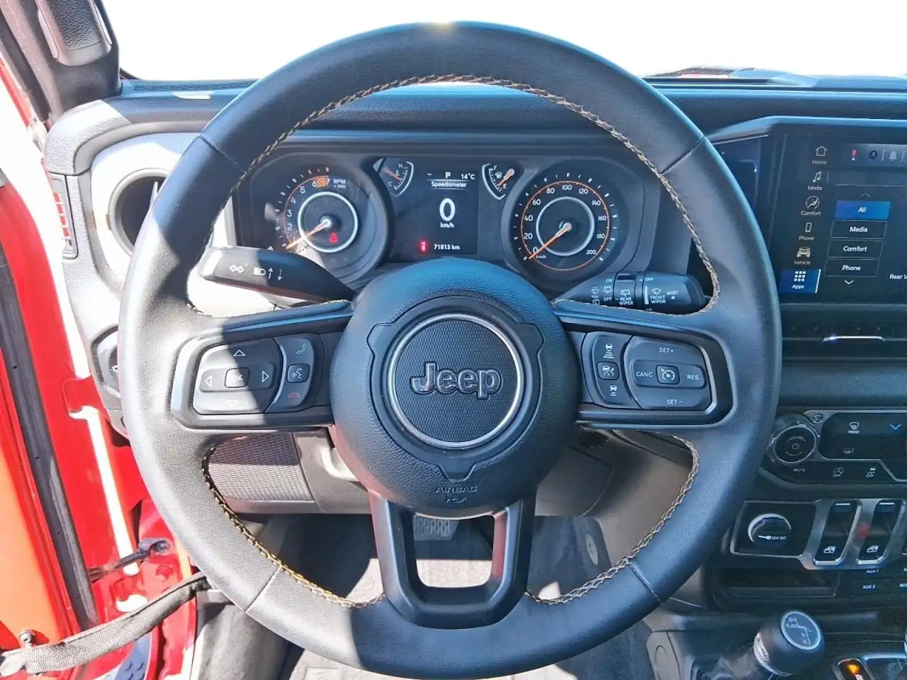Jeep Wrangler - Image 12