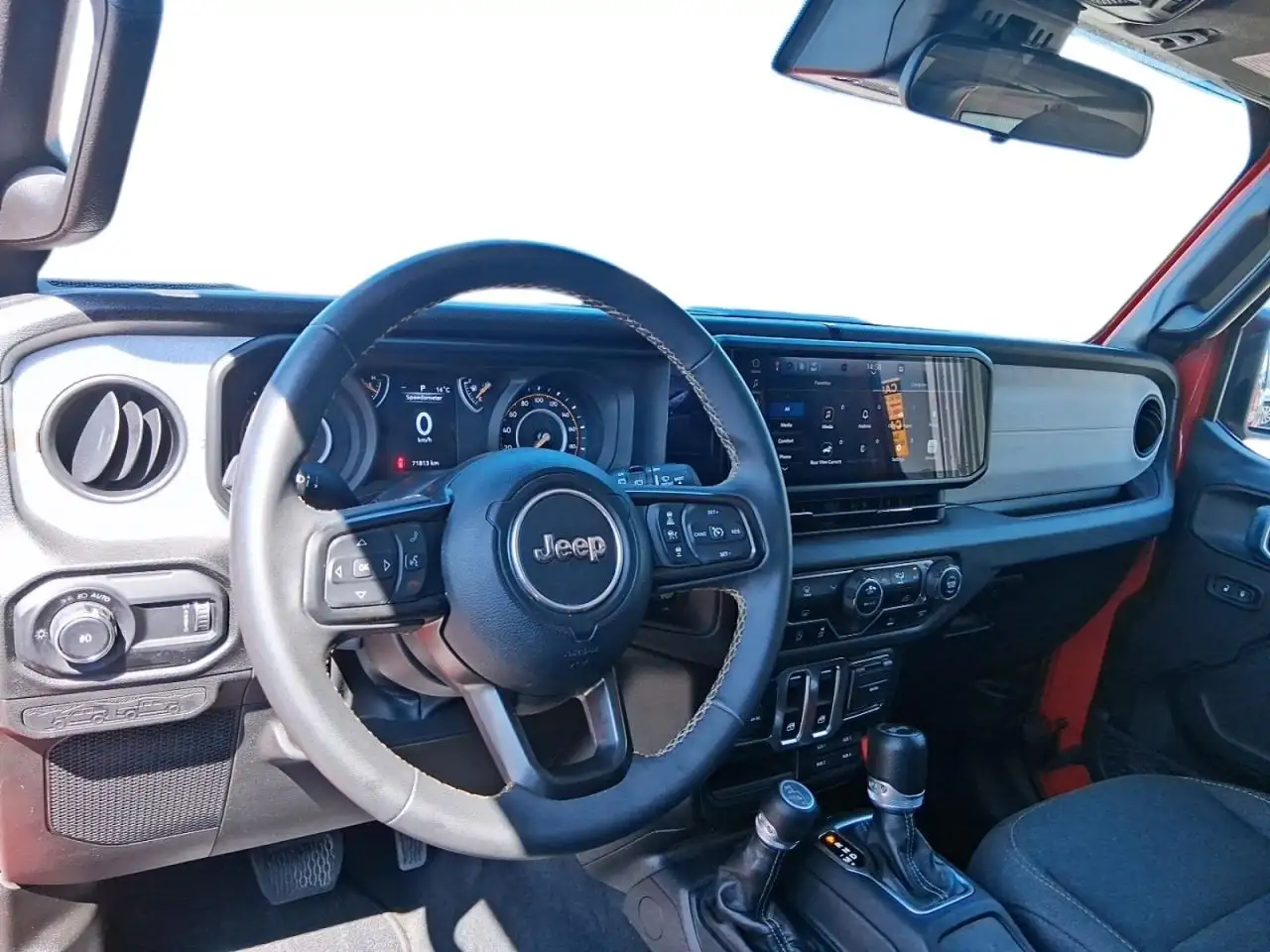 Jeep Wrangler - Image 10