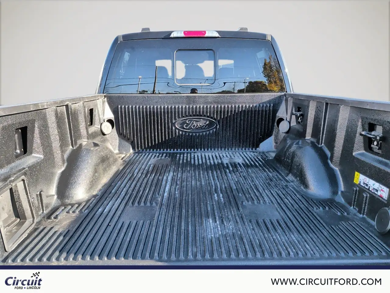 Ford F-150 - Image 7