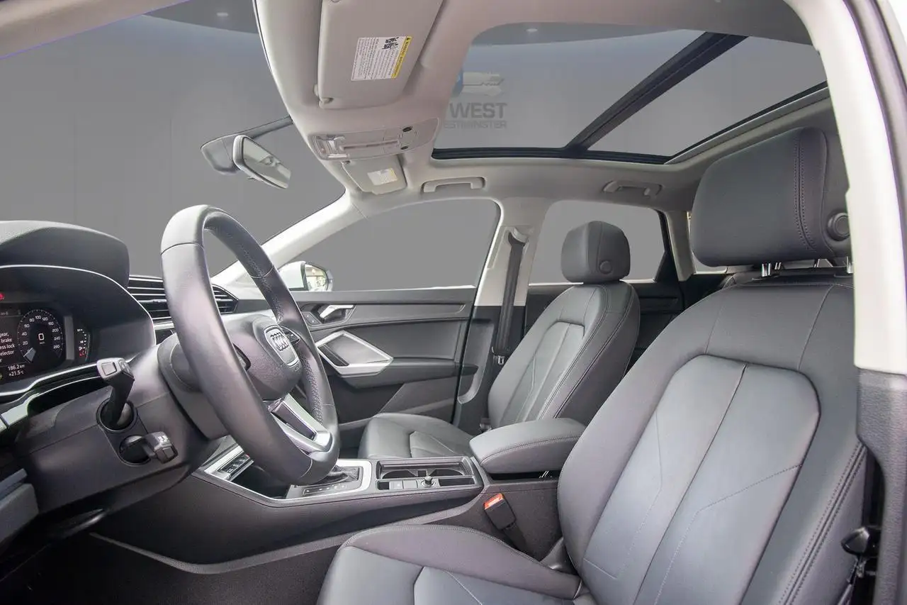 Audi Q3 - Image 13