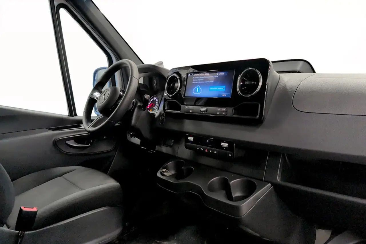 Mercedes-Benz Sprinter 2500 - Image 6