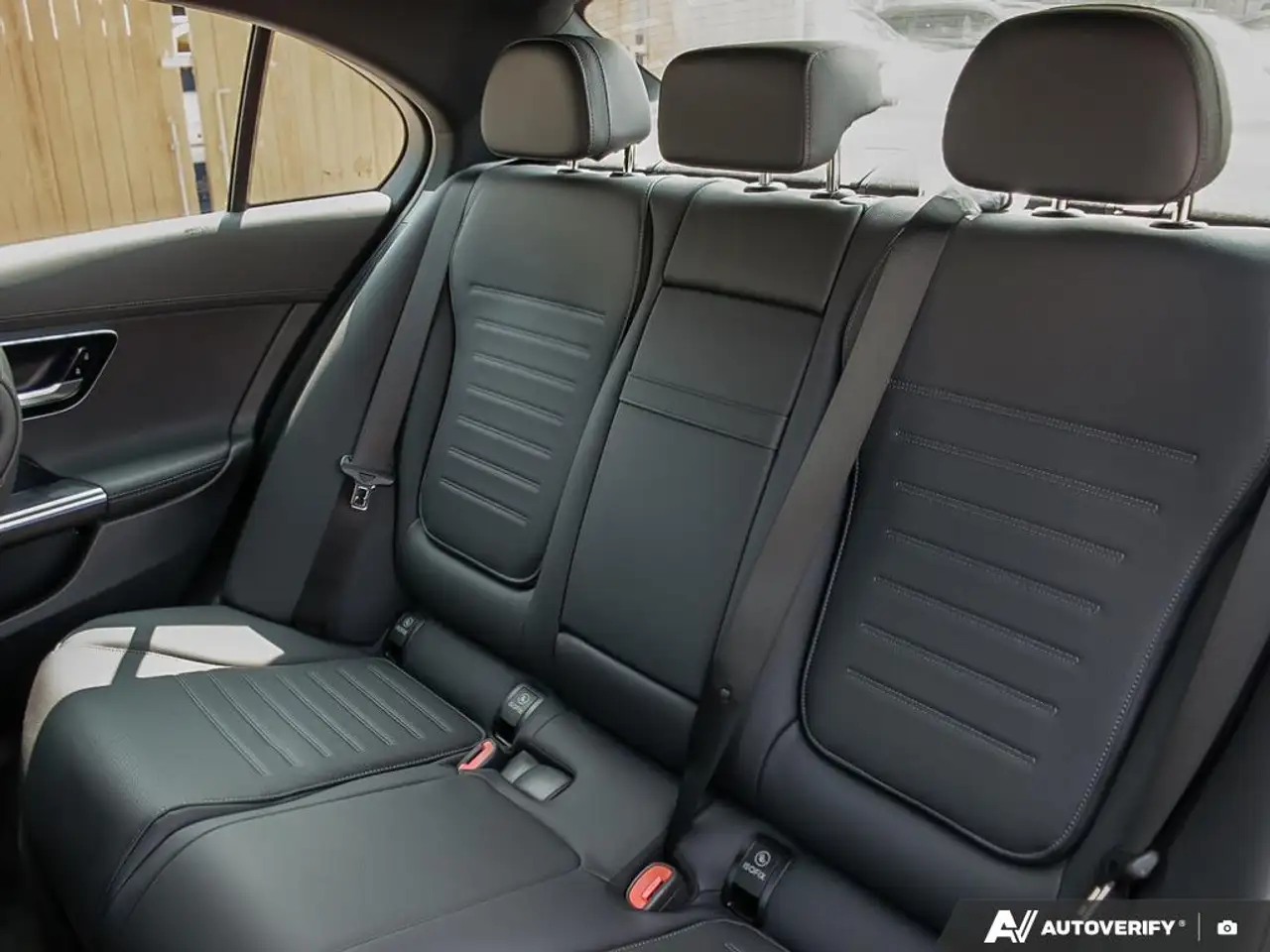 Mercedes-Benz C-Class - Image 24