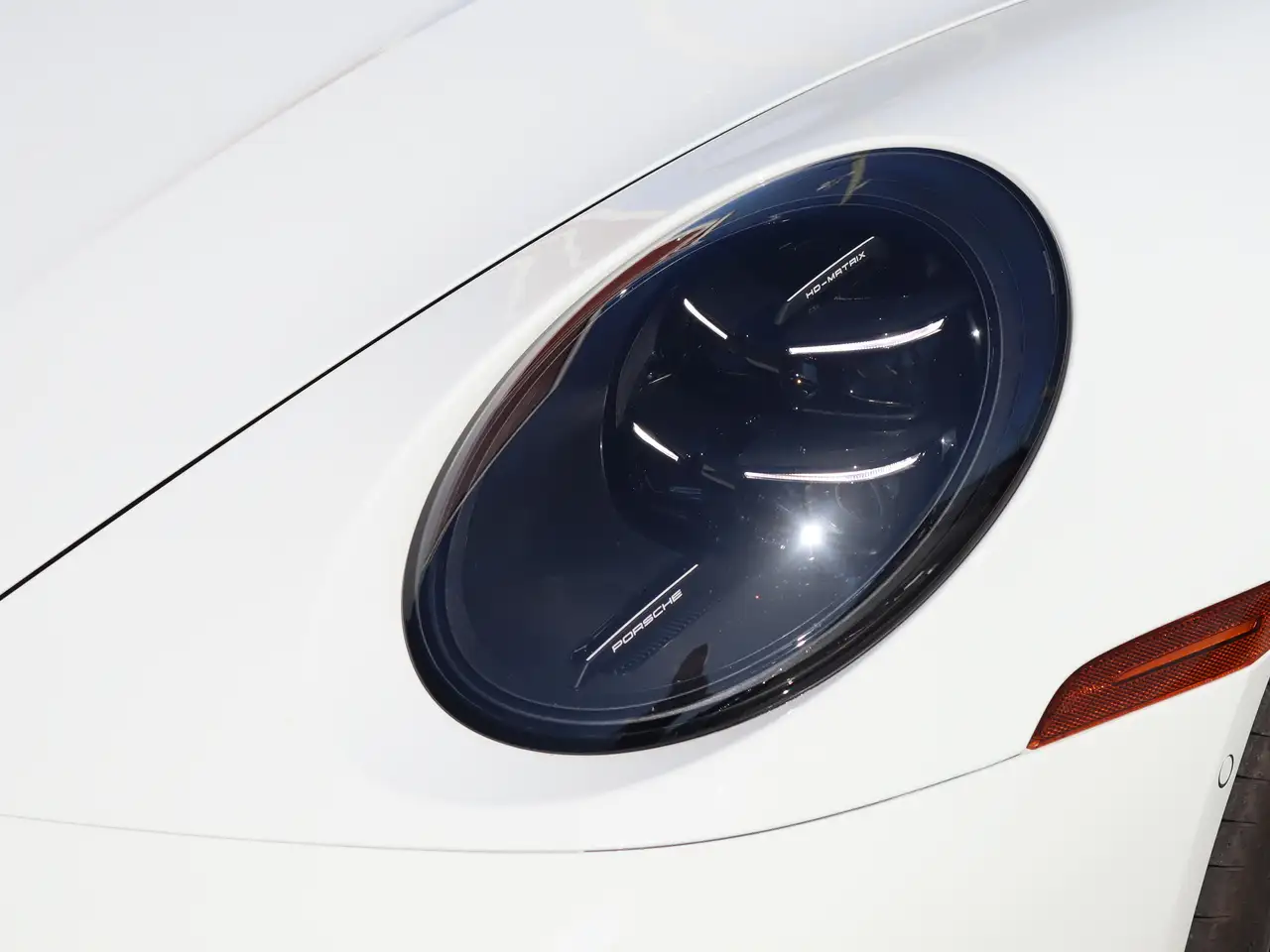 Porsche 911 - Image 11