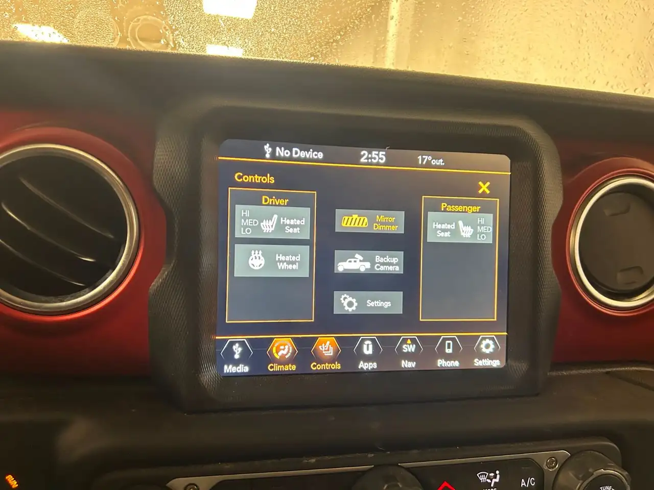 Jeep Gladiator - Image 21