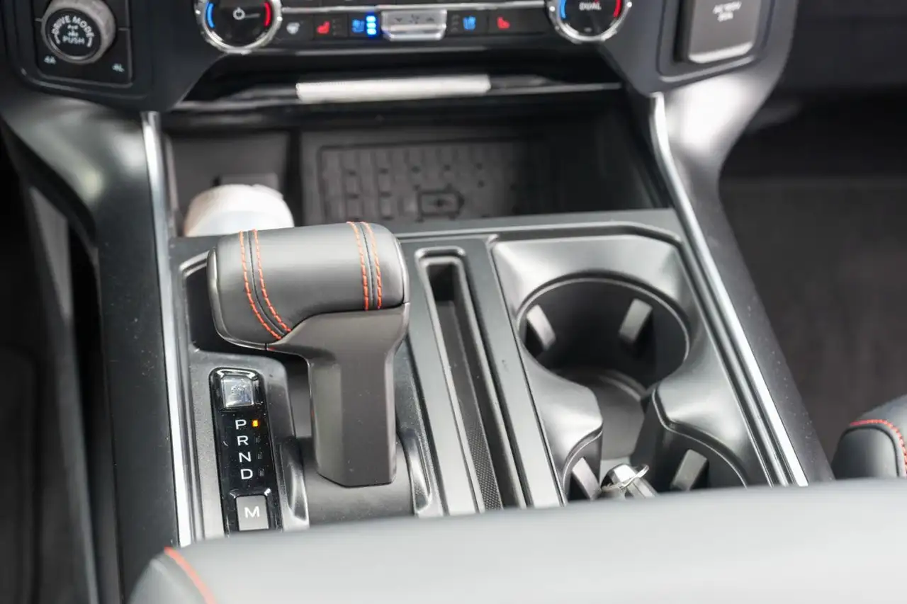 Ford F-150 - Image 14